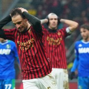  那不勒斯防线失误频出主场惨遭萨索洛逼平  