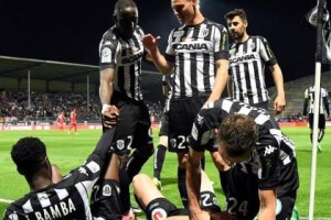  法甲黑马昂热五轮不败，冲击欧战席位势头强劲  