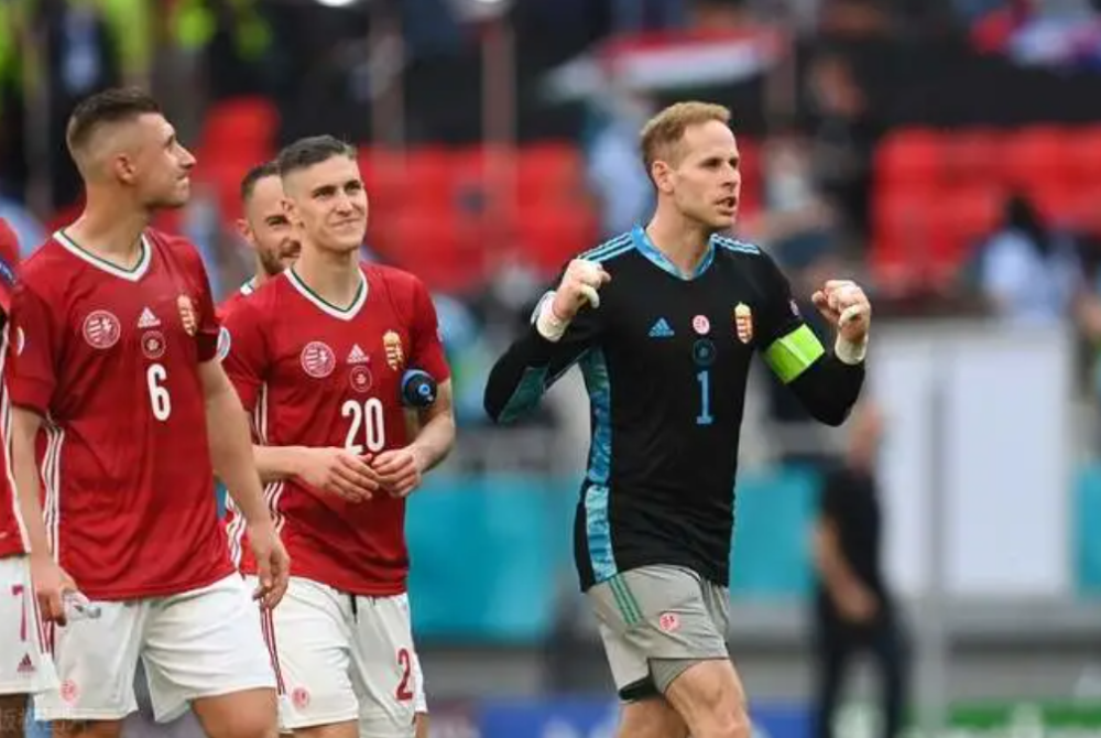  曼联主场爆冷负于升班马球队  